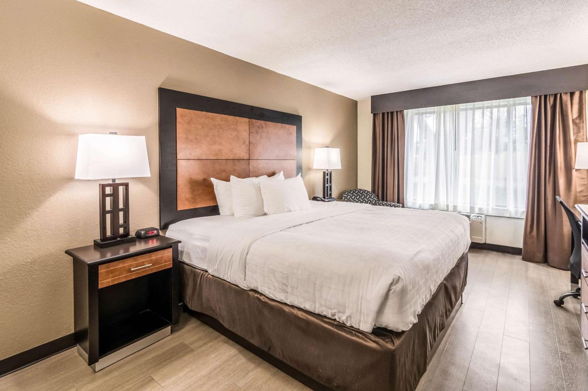 Quality Inn Pensacola Bagian luar foto